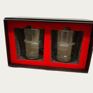 Snap-on Whisky Glass Set in Padded Gift Box - NIB